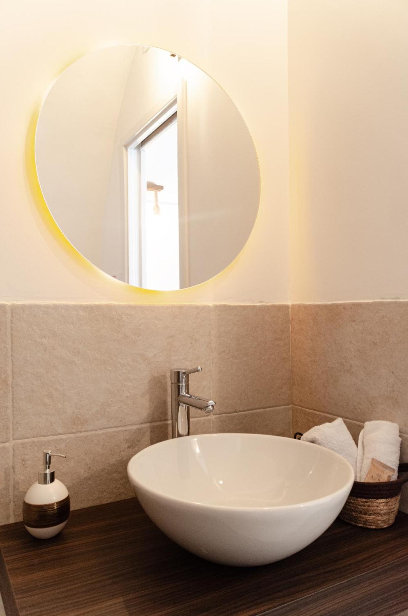 Aca Suite Luxury With Jacuzzi Adelfia Exterior foto