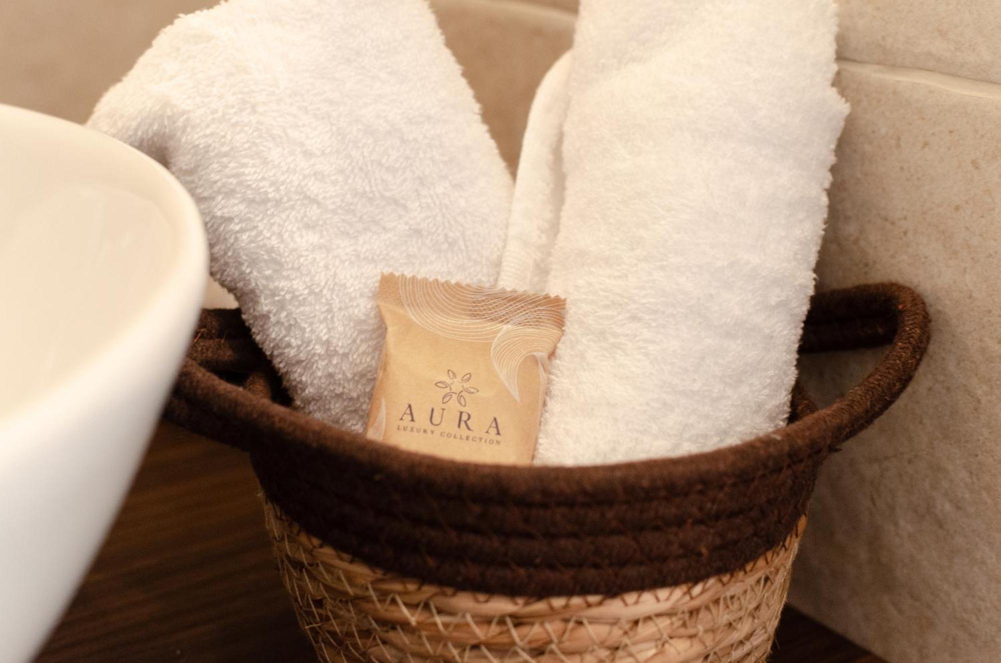 Aca Suite Luxury With Jacuzzi Adelfia Exterior foto