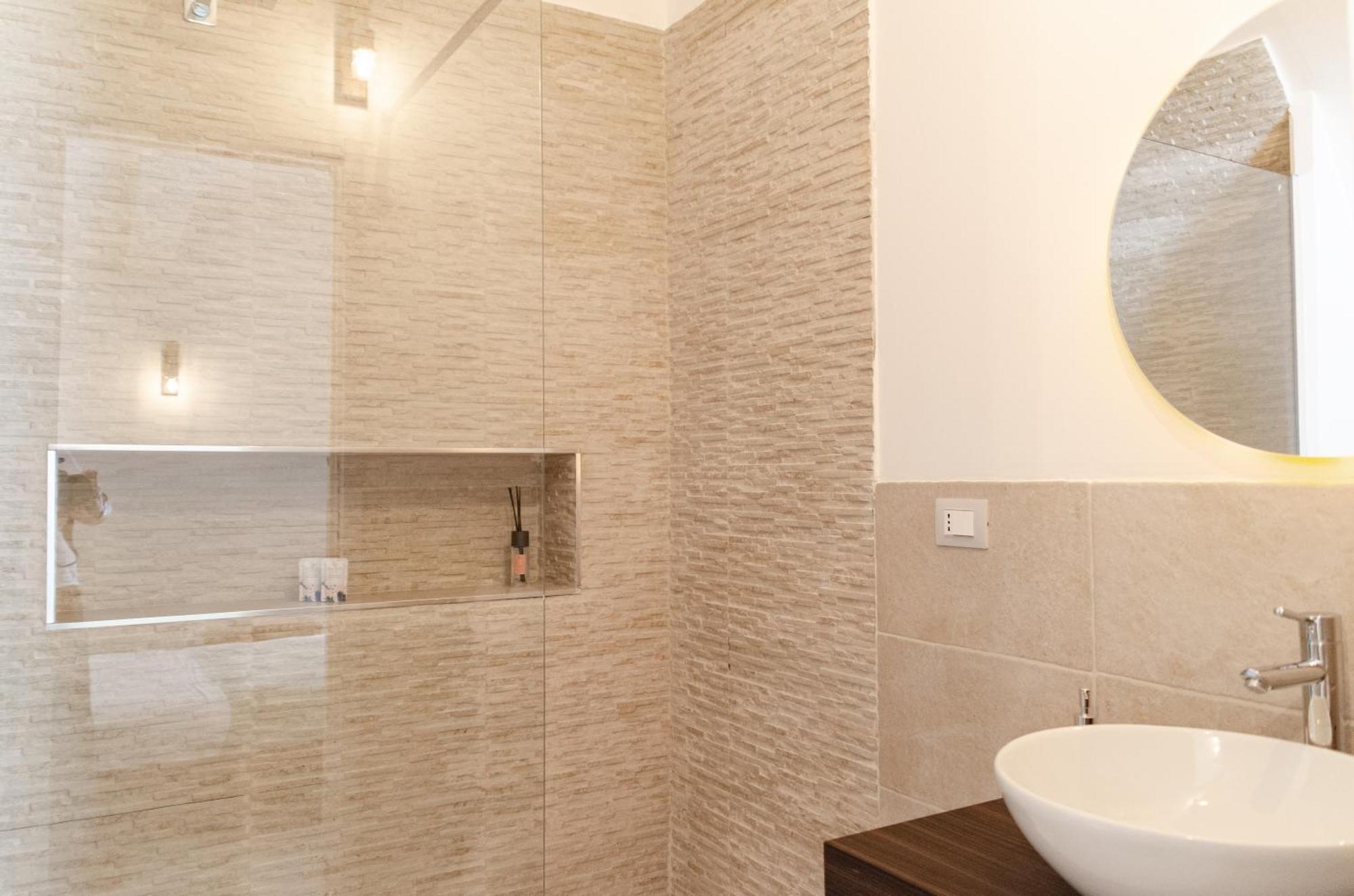 Aca Suite Luxury With Jacuzzi Adelfia Exterior foto